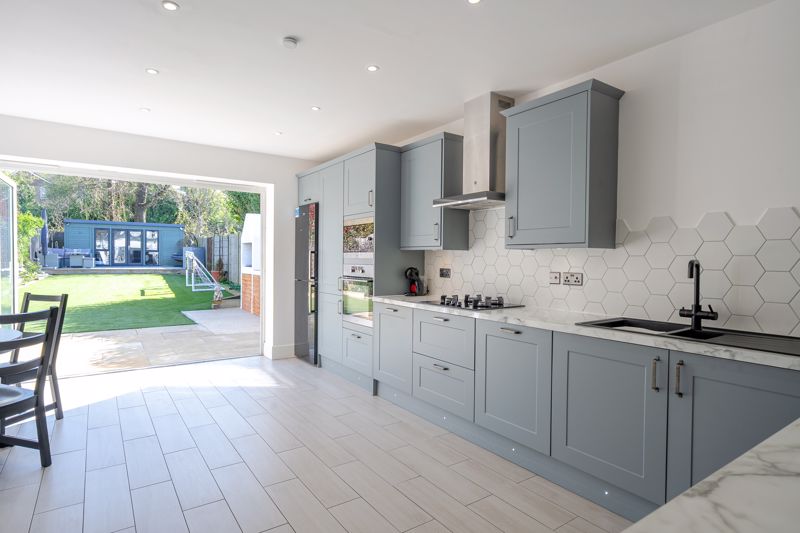 Kitchen- click for photo gallery